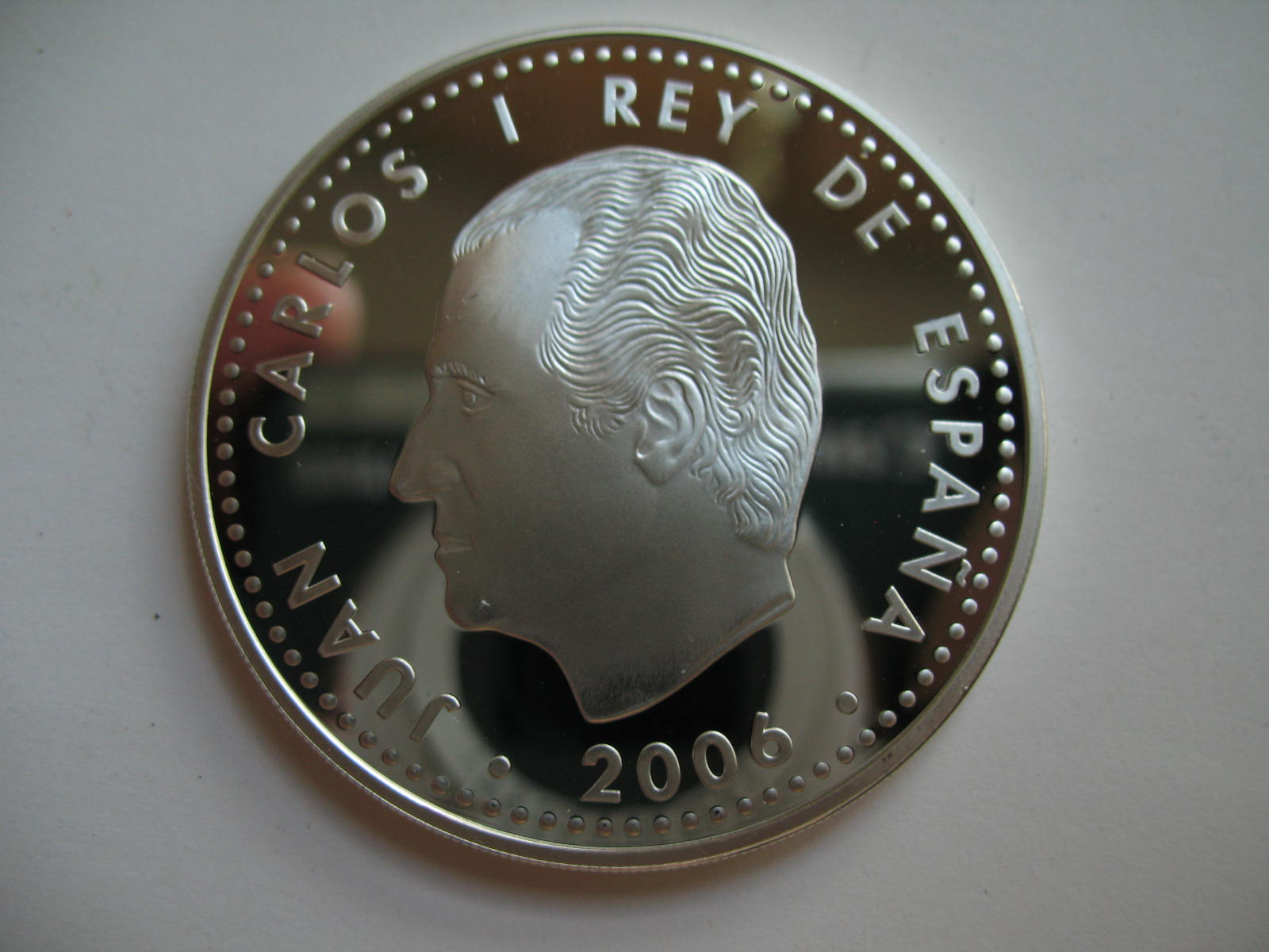 2006年西班牙10欧元精制纪念大银币-卡洛斯皇帝(大图展示)