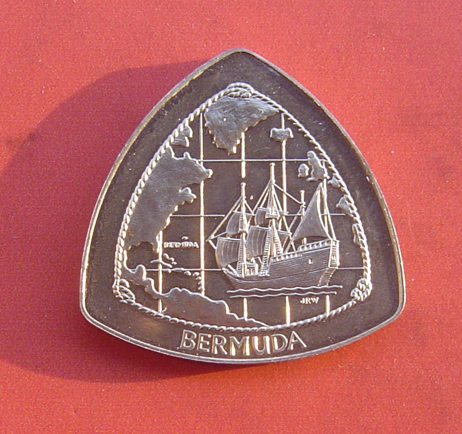 英属百慕大群岛1998年三桅帆船航海地图-1元三角形纪念币(大图展示)