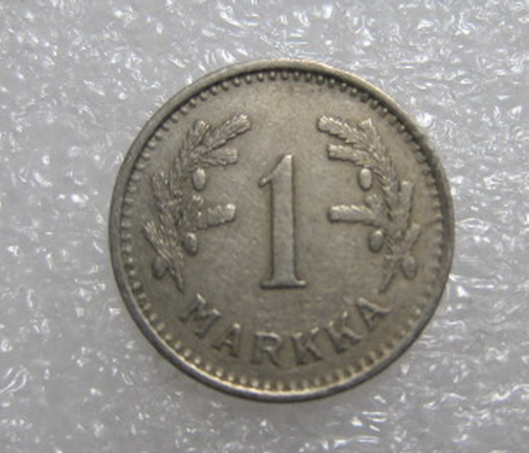 芬兰1920-1940年1马克硬币,年份随机(大图展示)