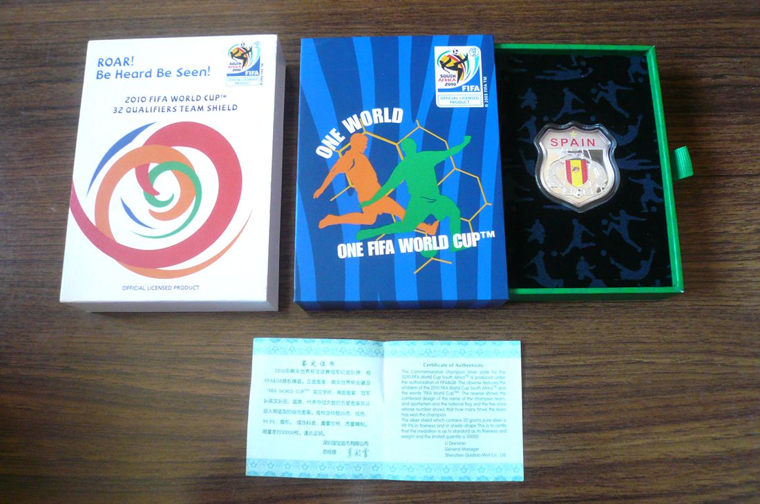 2010年南非世界杯西班牙队彩色纪念银章 中邮